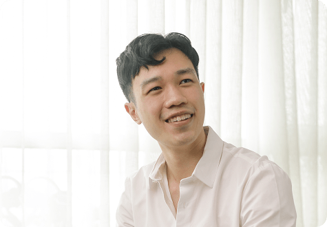 Portrait of Randolph Yu, Co-Founder and Managing Partner of Guerilla 360